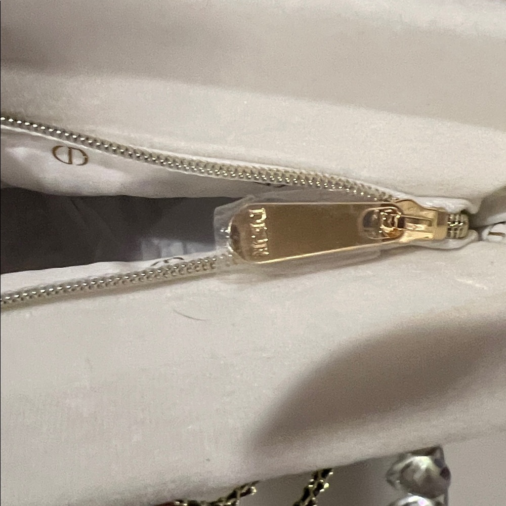Dior Pouch with Adjustable Chain Strap - Picture 9 of 10